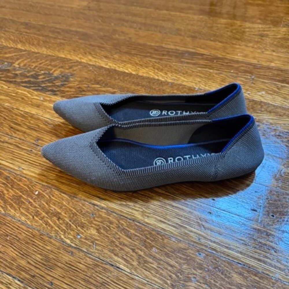 Gray Rothy's Pointed Toe Shoes - Picture 4 of 4